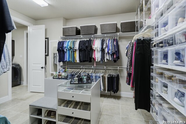 Image 25 of 44 For 2038 Buckner Pass