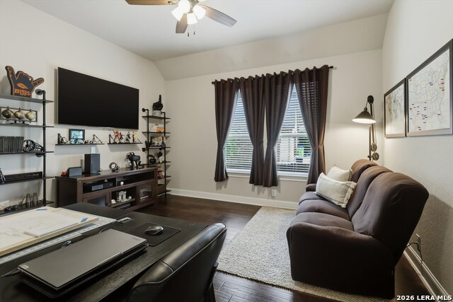 Image 27 of 44 For 2038 Buckner Pass