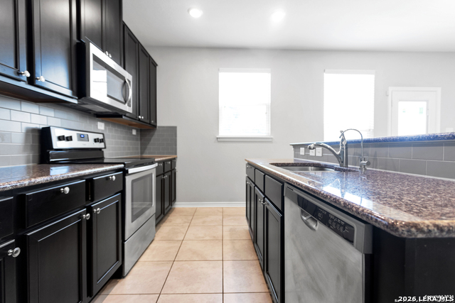 Image 4 of 27 For 1302 Hummingbird