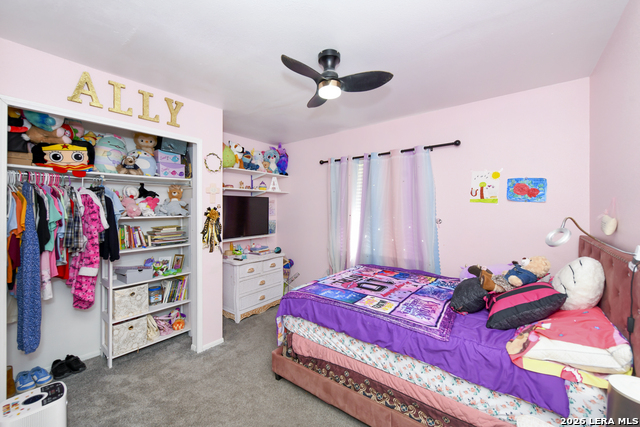 Image 24 of 39 For 8702 Collingwood