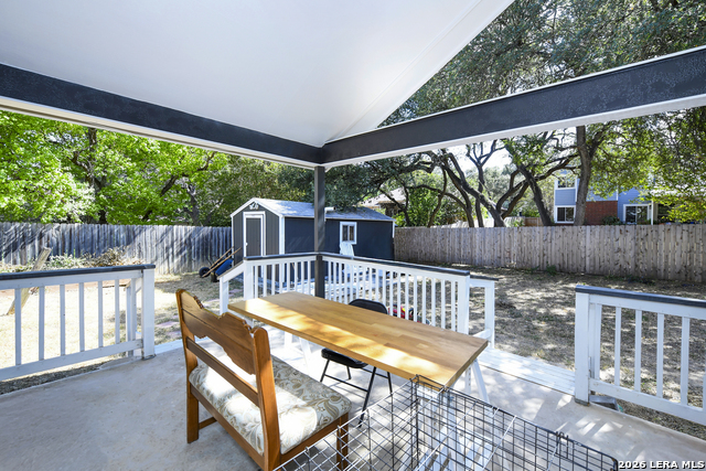 Image 33 of 39 For 8702 Collingwood