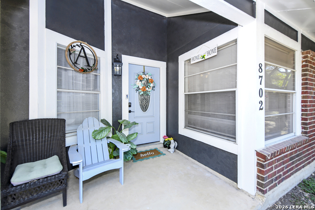 Image 5 of 39 For 8702 Collingwood