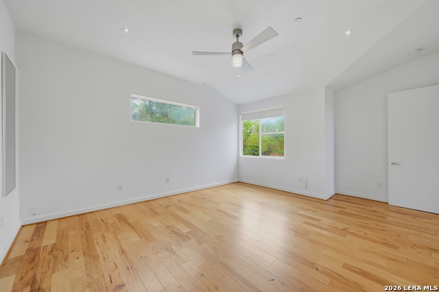 Image 20 of 43 For 128 Marcia Pl