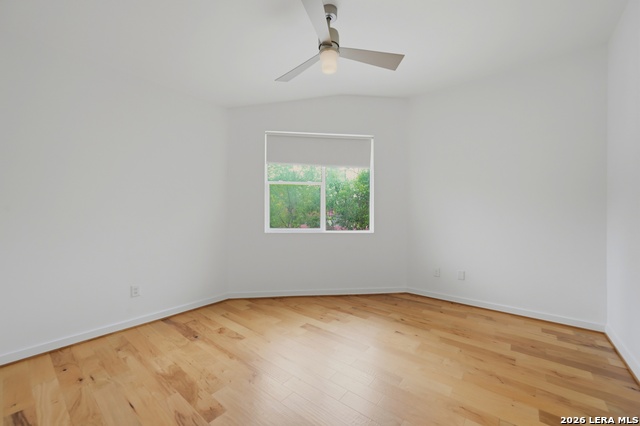 Image 23 of 43 For 128 Marcia Pl