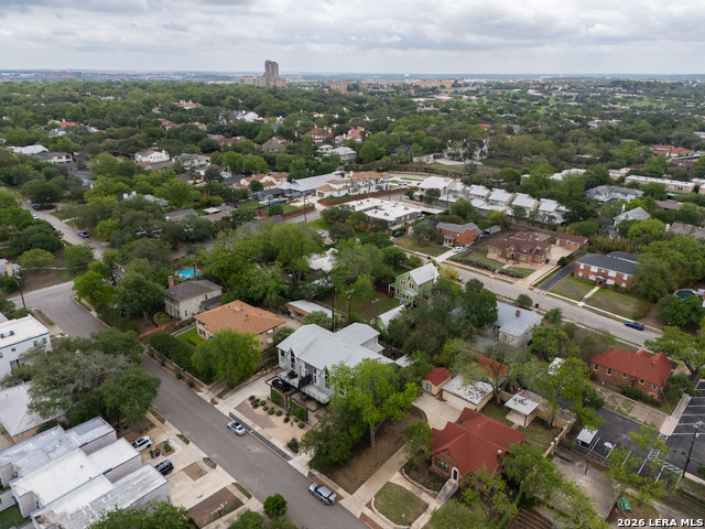 Image 36 of 43 For 128 Marcia Pl