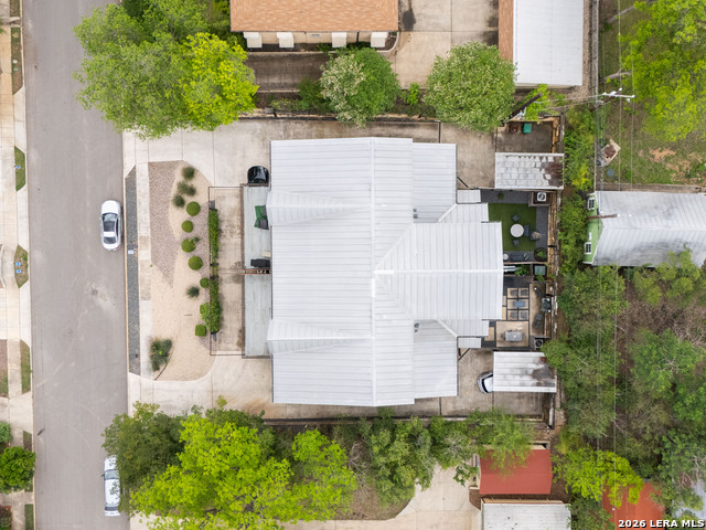 Image 40 of 43 For 128 Marcia Pl