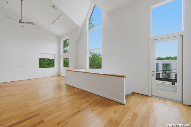 Image 6 of 43 For 128 Marcia Pl