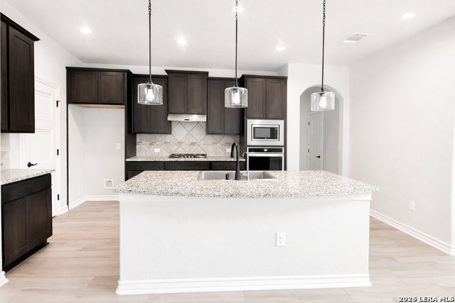 Image 10 of 29 For 8710 Kallison Arbor