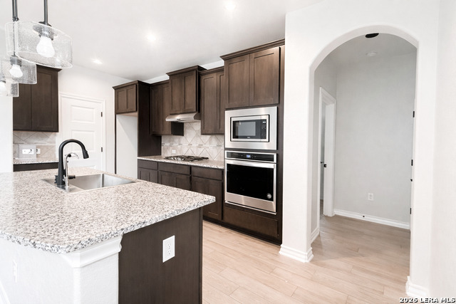 Image 5 of 29 For 8710 Kallison Arbor