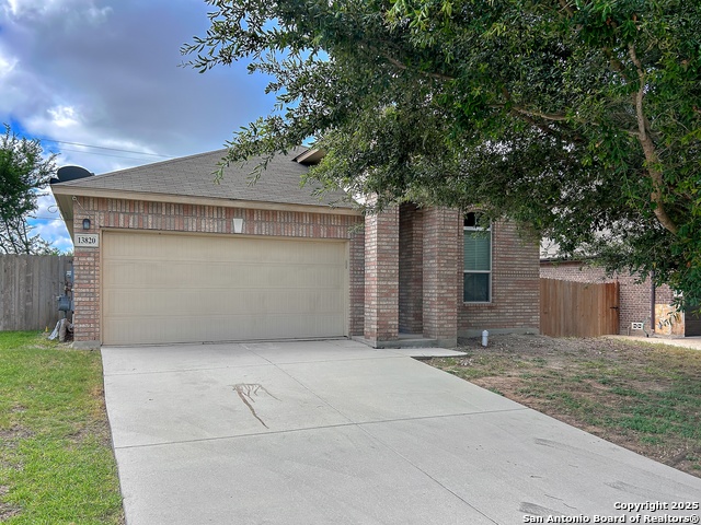 Image 2 of 27 For 13820 Blakeville