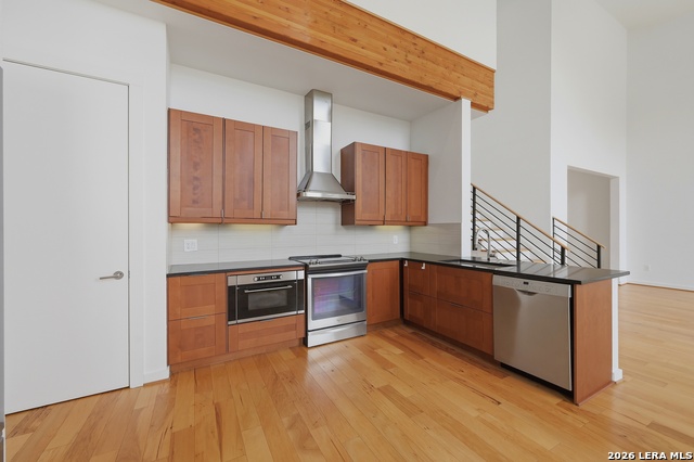 Image 10 of 31 For 128 Marcia Pl  202