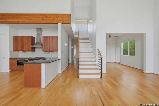 Image 12 of 31 For 128 Marcia Pl  202