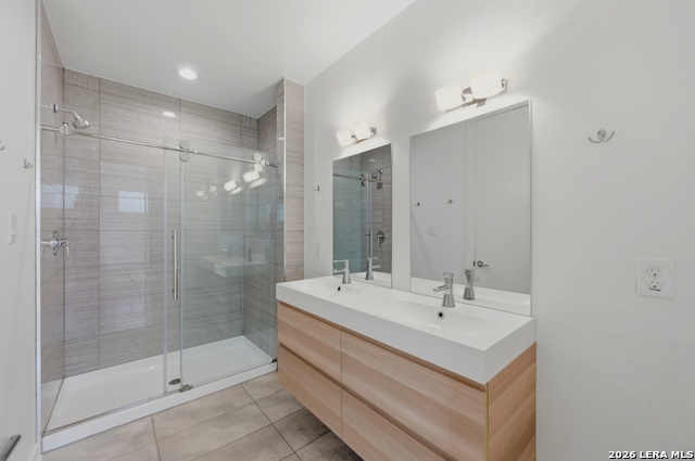 Image 21 of 31 For 128 Marcia Pl  202