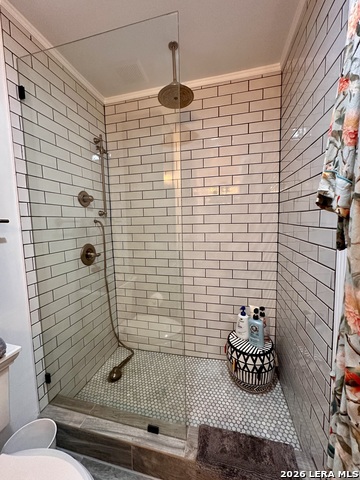 Image 14 of 14 For 7709 Broadway  227