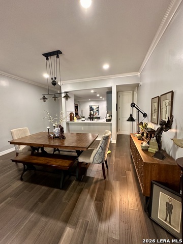 Image 7 of 14 For 7709 Broadway  227