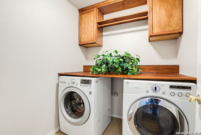 Image 12 of 25 For 5619 Spring Fire