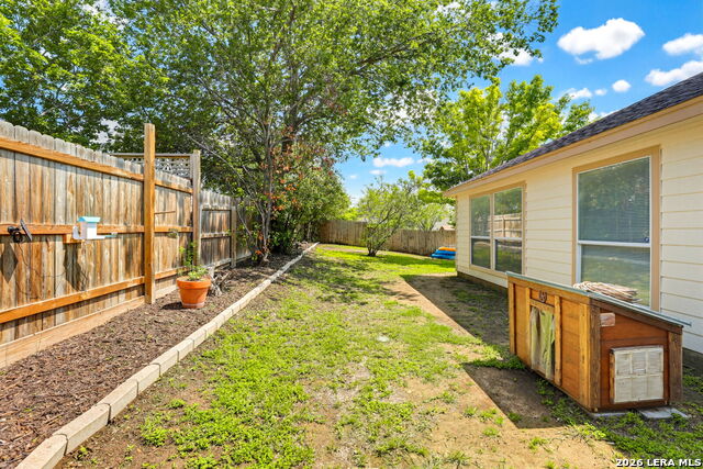 Image 23 of 25 For 5619 Spring Fire