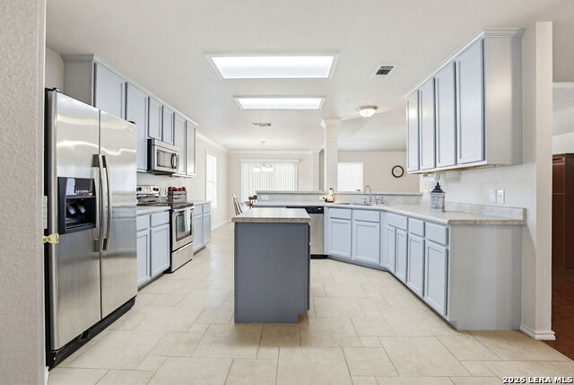 Image 4 of 25 For 5619 Spring Fire