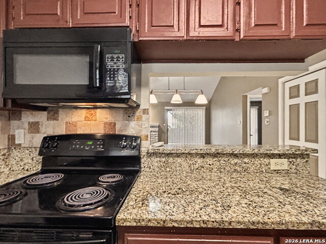 Image 11 of 23 For 12446 Starcrest Dr  312