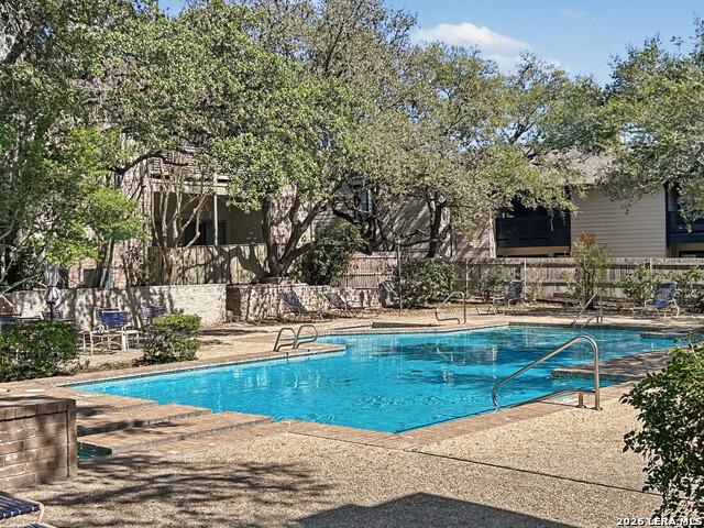 Image 21 of 23 For 12446 Starcrest Dr  312