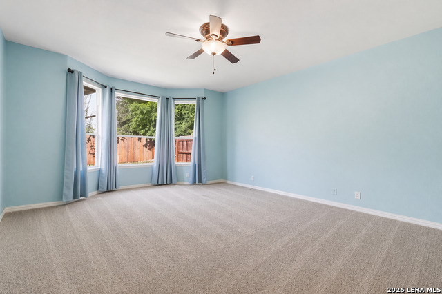 Listing photo id 12 for 4719 Emden Hollow