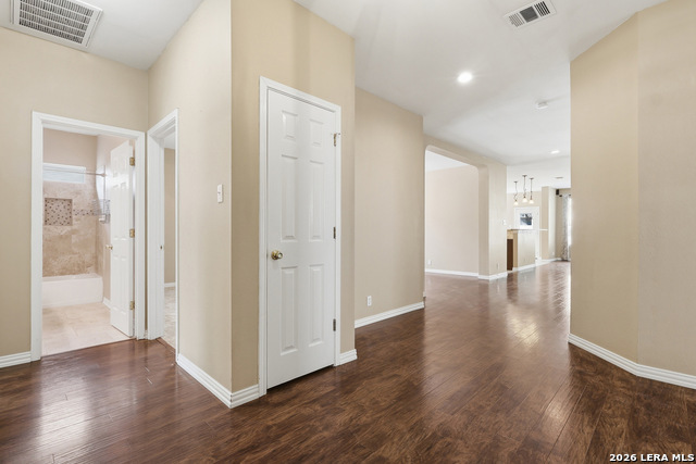 Listing photo id 22 for 4719 Emden Hollow