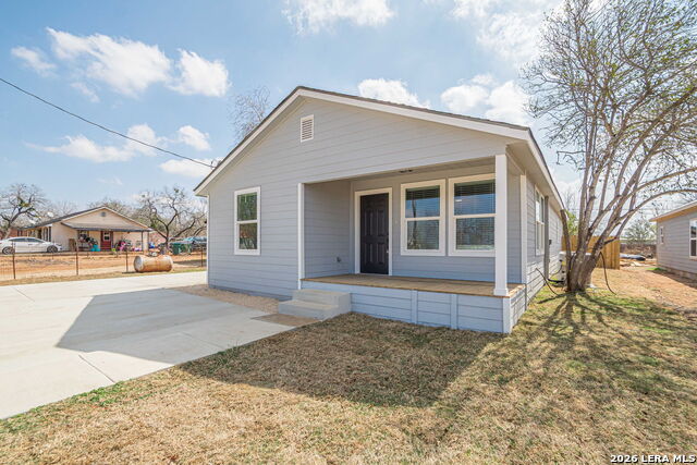 Image 2 of 23 For 508 Hickory  