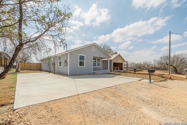 Image 3 of 23 For 508 Hickory  