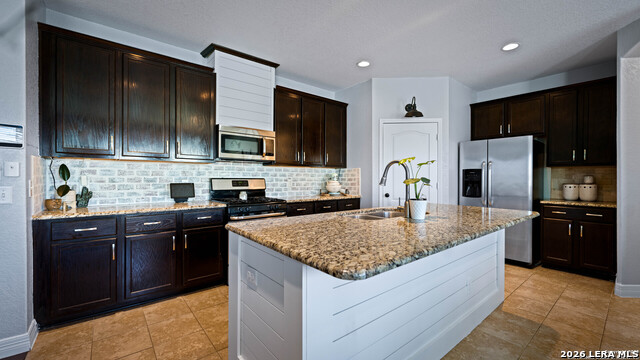 Image 14 of 33 For 3514 Volunteer Way