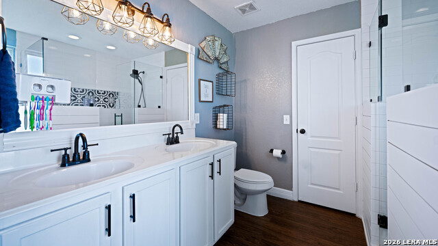 Image 22 of 33 For 3514 Volunteer Way