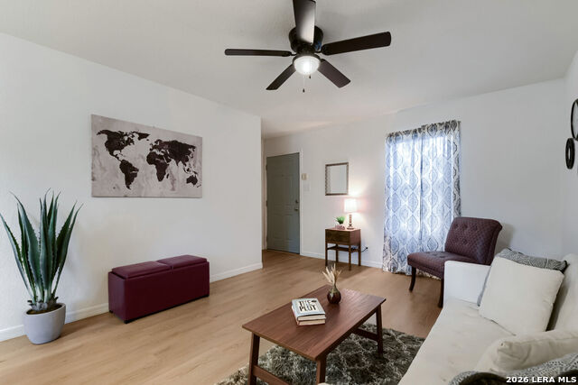 Image 6 of 22 For 9647 Sekula Dr