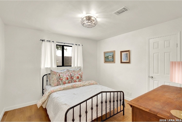 Image 27 of 40 For 13401 Vista Del Rey