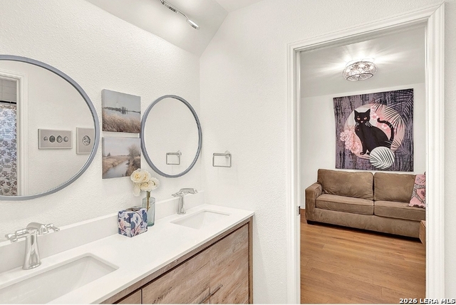 Image 30 of 40 For 13401 Vista Del Rey