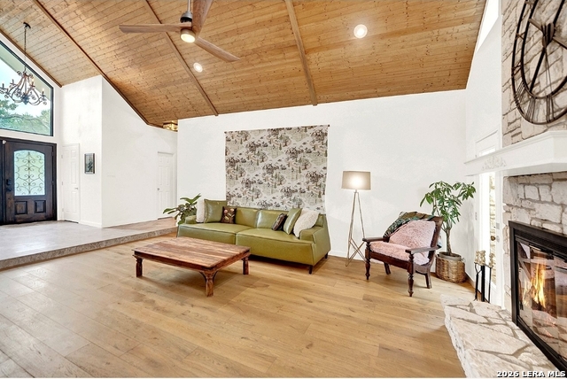 Image 8 of 40 For 13401 Vista Del Rey