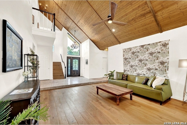 Image 9 of 40 For 13401 Vista Del Rey