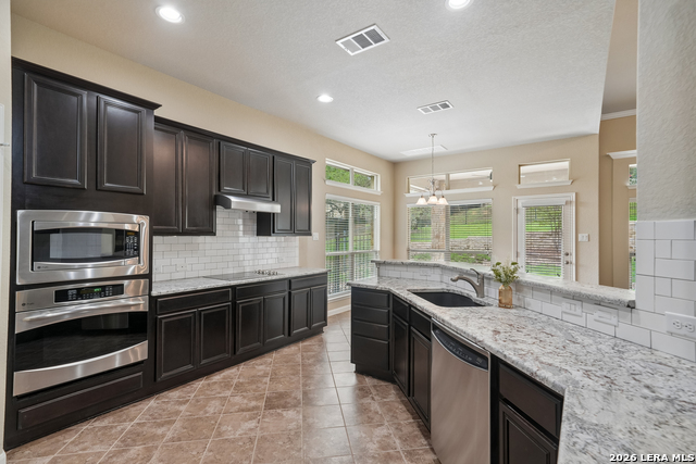 Image 10 of 37 For 865 Santa Cruz