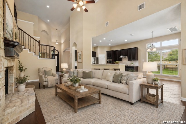 Image 7 of 37 For 865 Santa Cruz