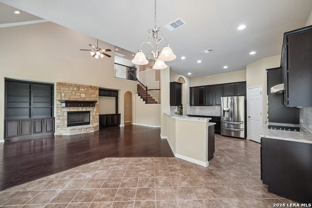 Image 8 of 37 For 865 Santa Cruz