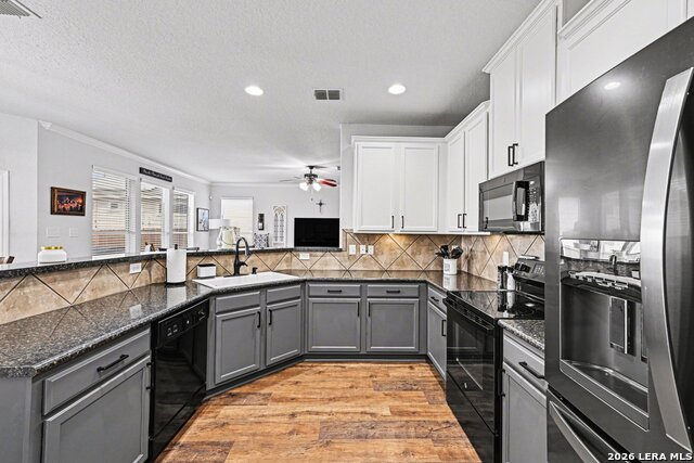 Image 14 of 39 For 5409 Caraway Bnd