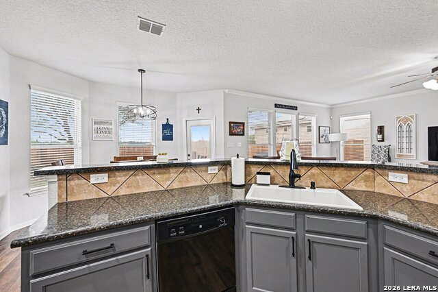 Image 16 of 39 For 5409 Caraway Bnd