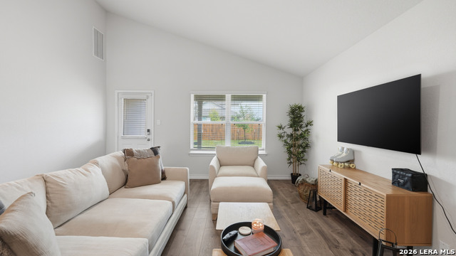 Image 16 of 49 For 22663 Match Play