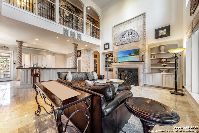 Image 18 of 64 For 112 Los Colinas