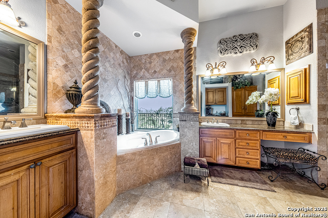 Image 30 of 64 For 112 Los Colinas