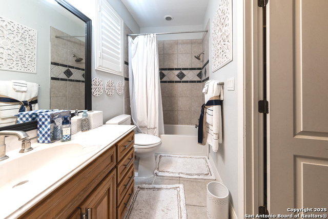 Image 38 of 64 For 112 Los Colinas