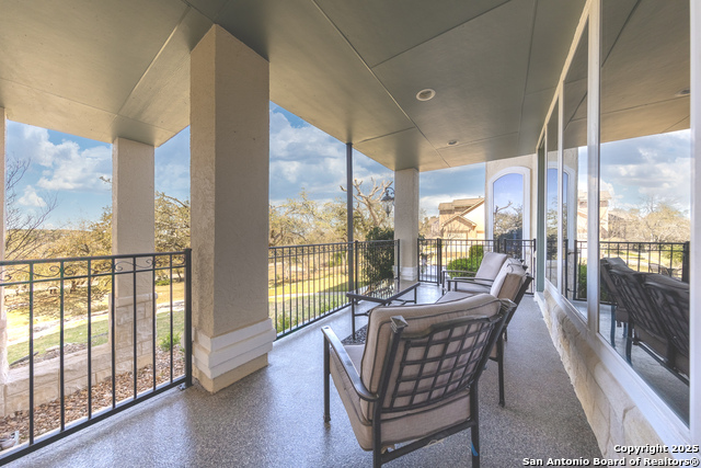 Image 44 of 64 For 112 Los Colinas