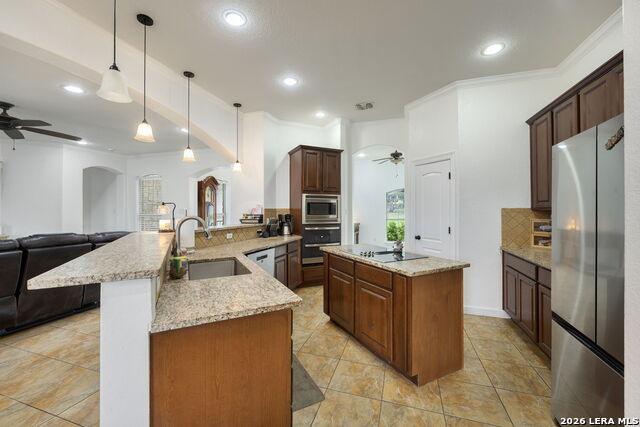 Image 15 of 49 For 31621 Retama Rdg