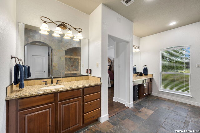 Image 24 of 49 For 31621 Retama Rdg