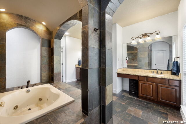 Image 25 of 49 For 31621 Retama Rdg