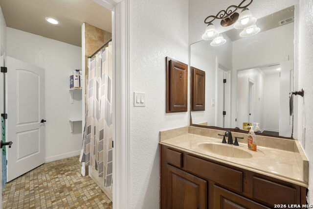 Image 29 of 49 For 31621 Retama Rdg