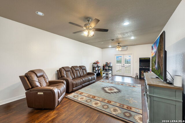 Image 31 of 49 For 31621 Retama Rdg